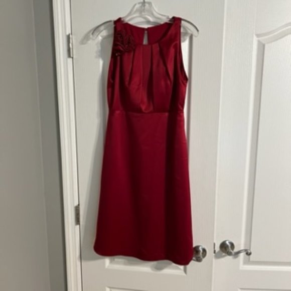Dessy Collection Women's Dress Size 8 Color New Garnet - Picture 12 of 14